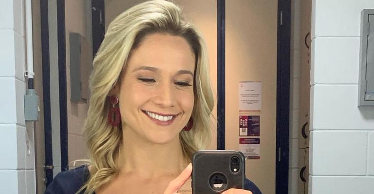 Fernanda Gentil surge animada no camarim do ‘Se Joga’: ”Tudo pronto pra estreia”