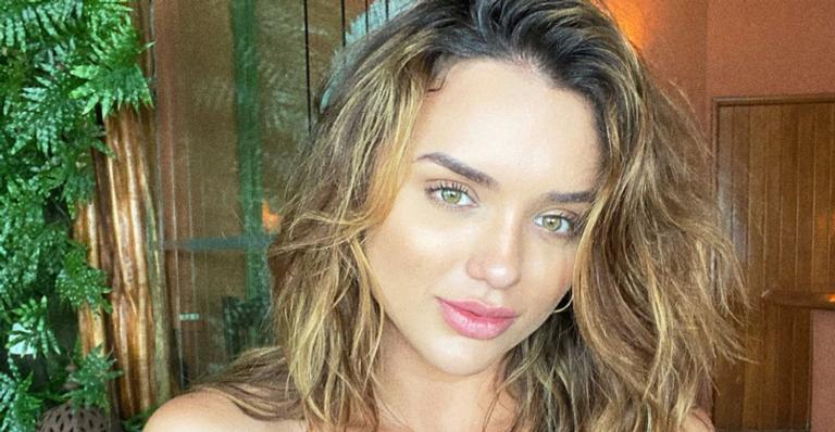 Rafa Kalimann posa de biquíni nas redes e arranca suspiros de fãs: ”Coisa linda!”