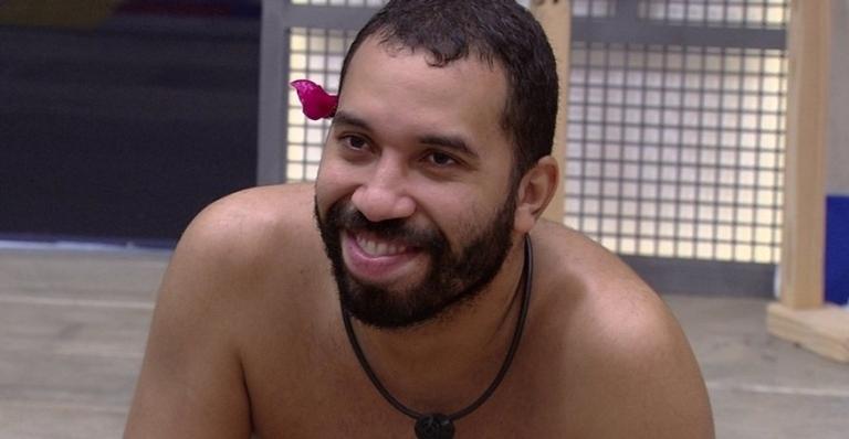 BBB21: Gilberto reflete sobre sua experiência no programa: ”É surreal”