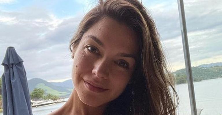 No Dia da Mulher, Thais Fersoza homenageia a filha, mãe e sogra: ”Somos um time”