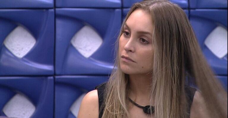 BBB21: Após nova discussão com Arthur, Carla Diaz desabafa: ”É muito mimi”