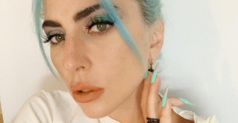 Ao lado de Adam Driver, Lady Gaga aparece como sua personagem em ”House of Gucci”