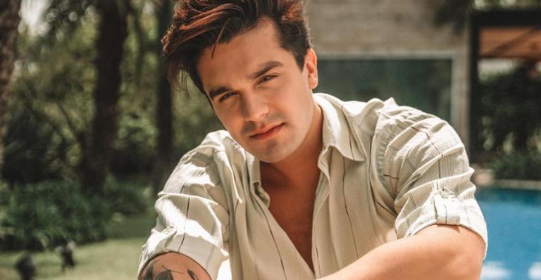 Luan Santana surpreende web com novo projeto musical: ”Viva – Mães de Favela 2021”