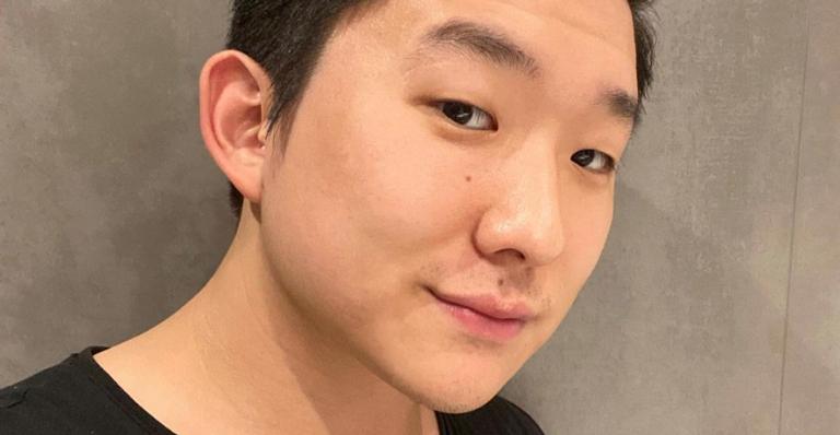 Pyong Lee surge pilotando avião e surpreende internautas: ”Experiência nova”