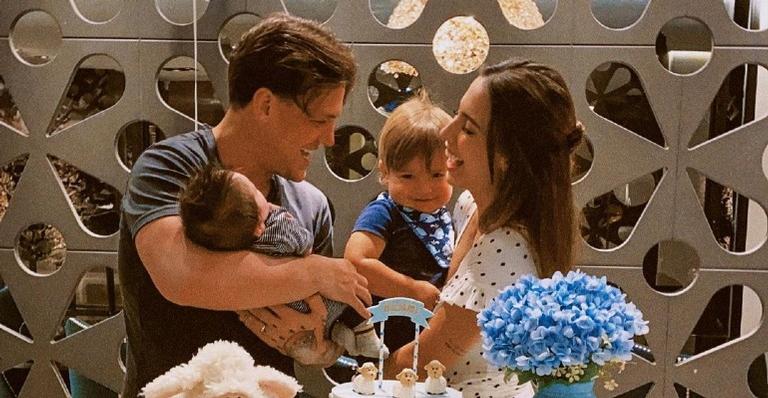 Mãe de 2 bebês, Gabi Brandt revela que quer ter mais filhos
