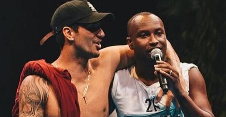 Gabriel Medina parabeniza Thiaguinho na web: ”Coração inexplicável”
