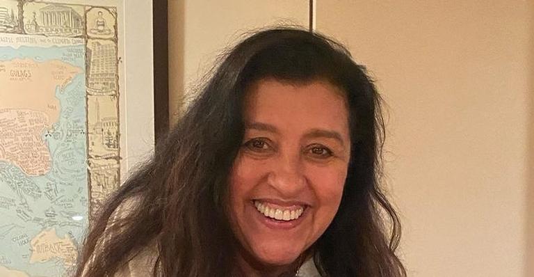 Regina Casé compartilha cena com Chay Suede em ‘Amor de Mãe’: ”Deram banho de interpretação”