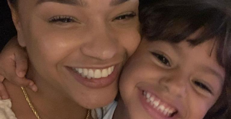 Juliana Alves exibe registros de viagem para a natureza com a filha: ”Saudades desses momentos”