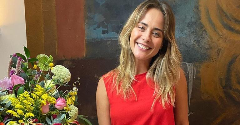 Juliana Silveira comemora 41 anos: ”Momento cheio de afeto em família”