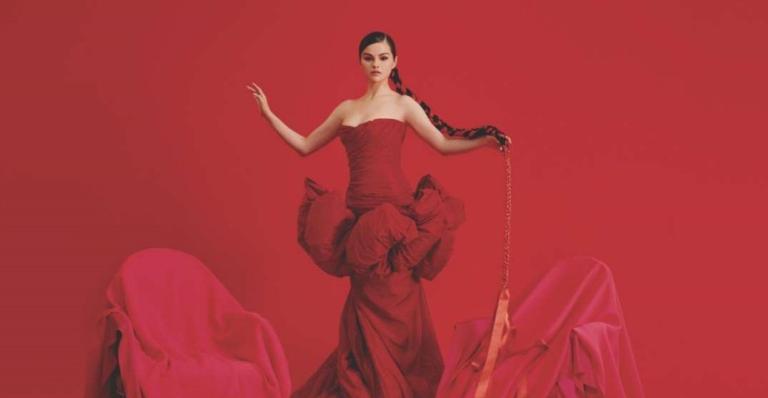 Selena Gomez resgata ascendência mexicana em seu novo álbum ‘Revelácion’