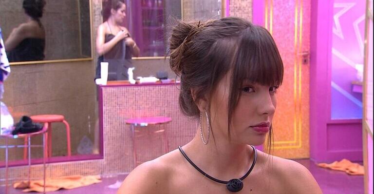 BBB21: Juliette diz para Thaís: ”Tem horas que eu não entendo o que você fala”