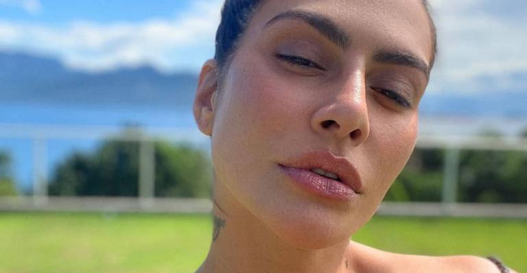 Cleo Pires posa deslumbrante para as redes sociais e provoca internautas: ”Só não olha muito”