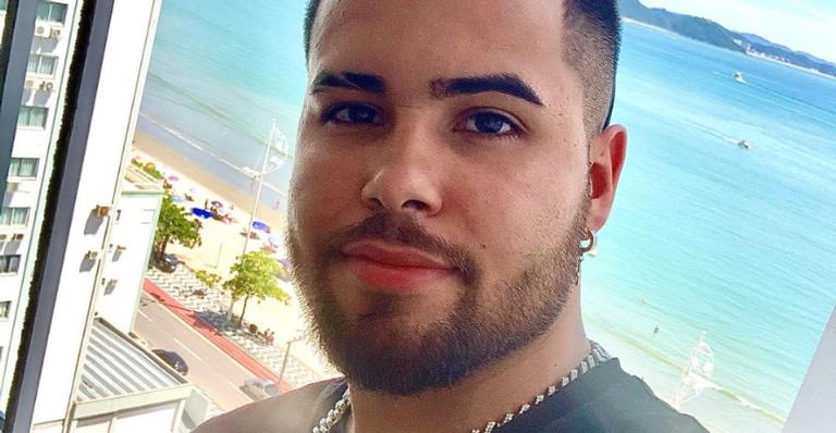 Jerry Smith corta o cabelo em formato de coração e fãs elogiam: ”Lançou a braba”