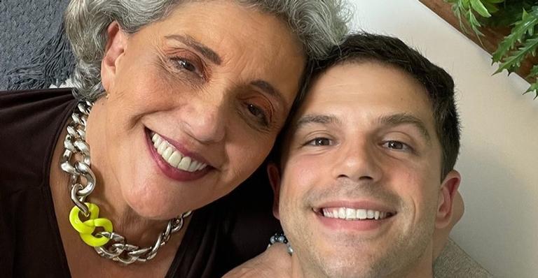 Leda Nagle se derrete por clique do filho com a neta: ”Sou louca por eles”