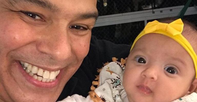 Maurício Mattar celebra 11 meses da neta, Esmeralda: ”Minha pedrinha preciosa”