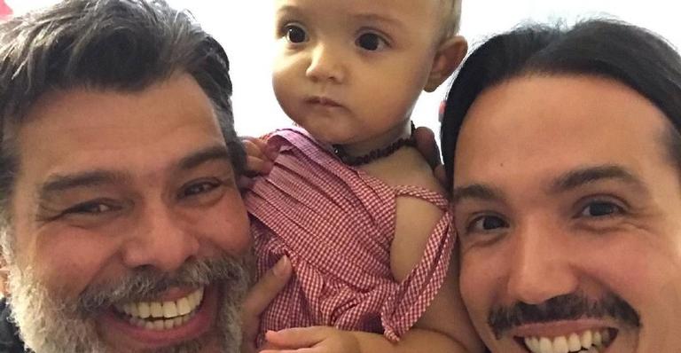 Maurício Mattar mostra a celebração de 11 meses da neta, Esmeralda: ”Minha pedrinha preciosa”