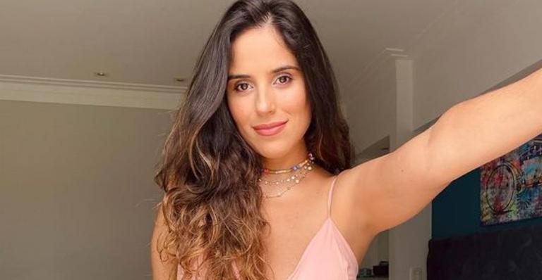 Nasce Julia, segunda filha da atriz Camilla Camargo