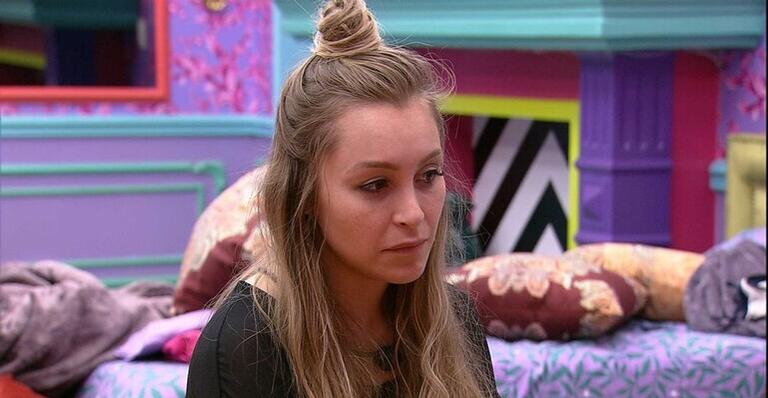 BBB21: Após discussão, Carla Diaz decide terminar com Arthur: ”Chegou no meu limite”