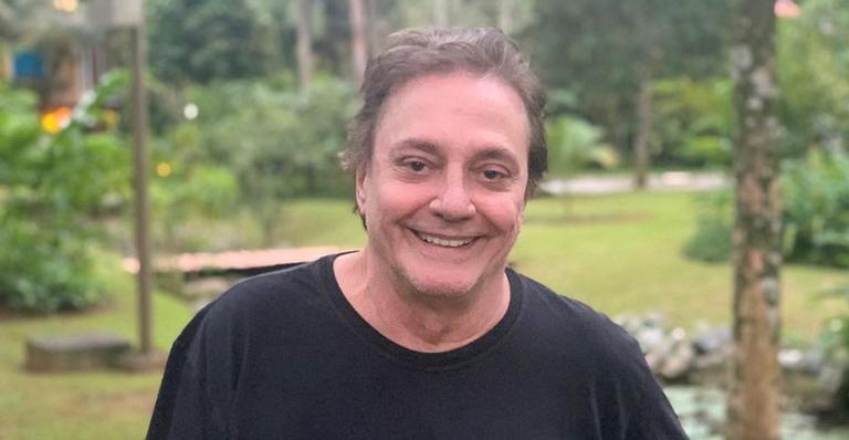 Fábio Jr. e seu gatinho se vestem para curtir festa de Fiuk e ganham elogios da web