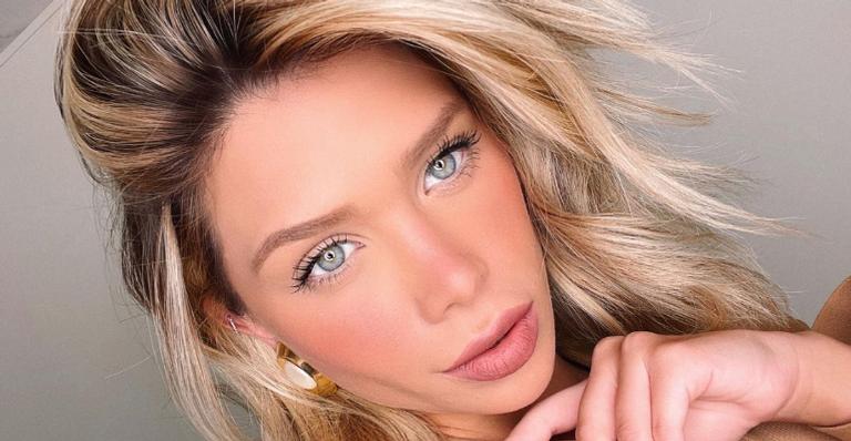 Flavia Pavanelli relembra cliques de sua última festa de aniversário: ”TBT de saudade”