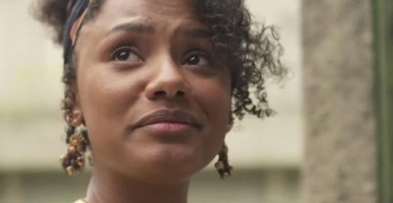 Thelma manda atropelarem Camila na novela ‘Amor de Mãe’