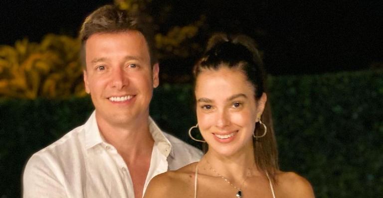 Prestes a completar 18 anos de casamento com Rodrigo Faro, Vera Viel resgata cliques da cerimônia