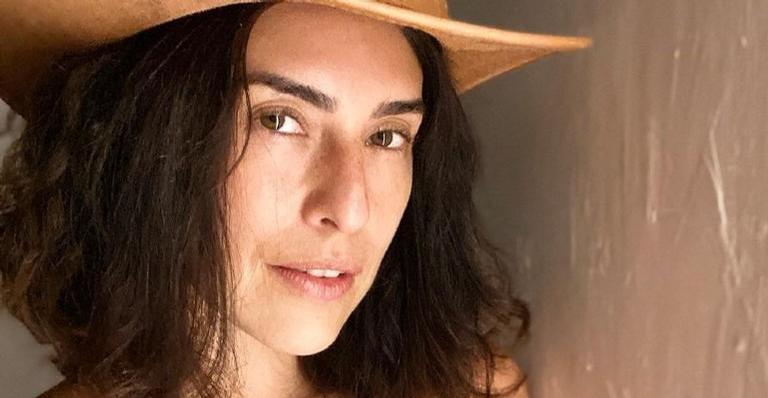 Fernanda Paes Leme posa em meio à natureza e brinca: ”Apenas uma simples camponesa”