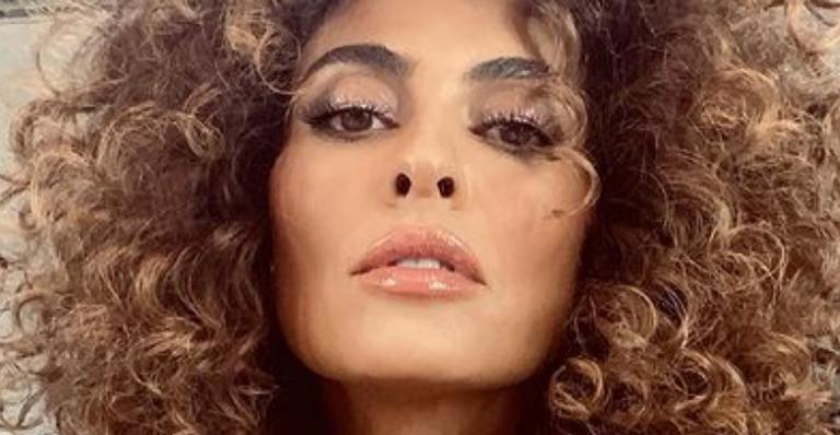 Juliana Paes arranca suspiros ao posar para registro conceitual: ”Sextou”