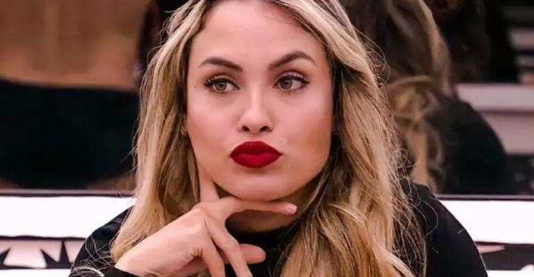 BBB21: Conversando com Gil, Sarah sugere possíveis indicados ao paredão: ”Arthur e Rodolffo”