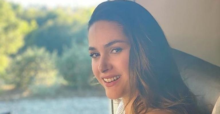 Fernanda Machado posa com os filhos e se derrete: ”Coração transbordando de amor”