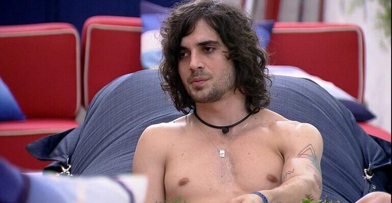 BBB21: Fiuk reclama de Juliette: ”Esperando você dar uma derrapadinha para te dar rasteira”
