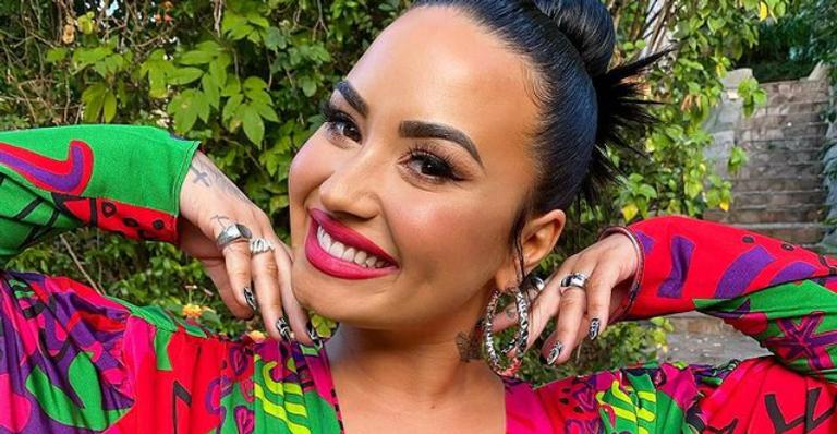 Demi Lovato revela falta de controle na vida durante vício em drogas