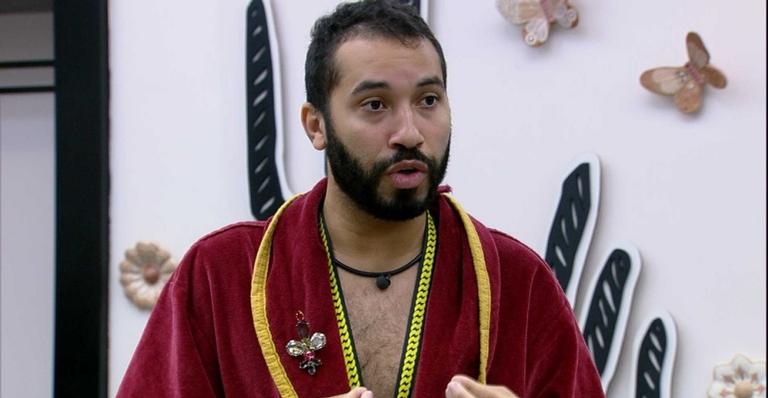 BBB21: Gilberto detona sister em conversa com Viih Tube: ”Tem que parar de fazer as pessoas ficarem umas contra as outras!”