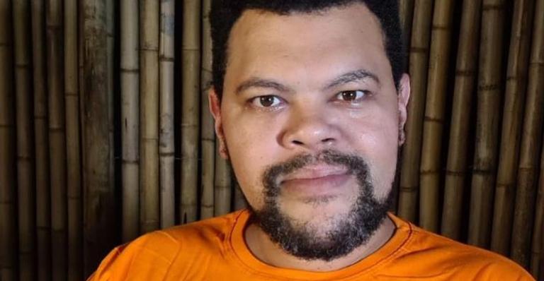 Babu Santana celebra vacinação de amigos e ídolos contra Covid-19: ”Uma gota de esperança”