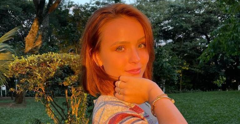 Larissa Manoela compartilha clique impecável e recebe diversos elogios: ”Maravilhosa!”
