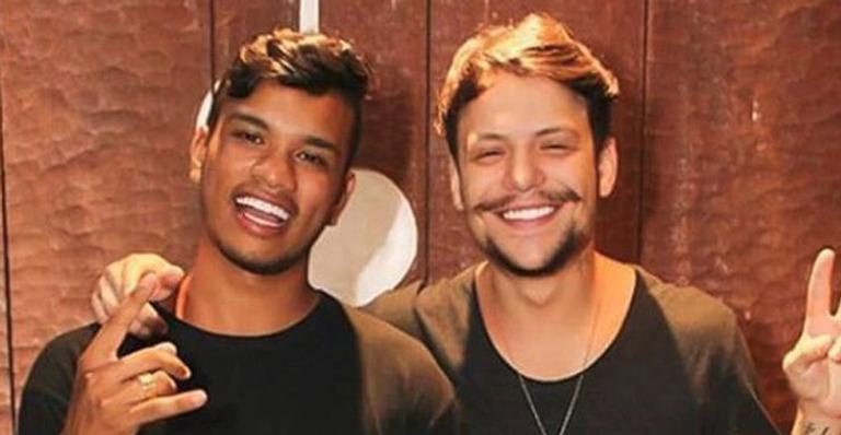 Luan, ex-Um44k, fala sobre Juliette e fãs questionam amizade com Saulo Pôncio