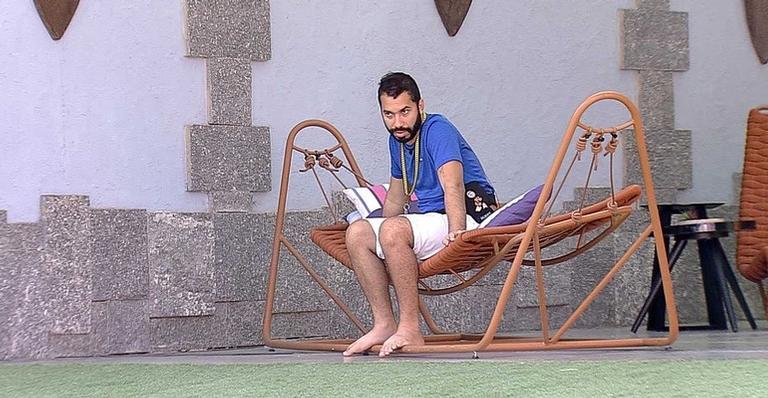 BBB21: Sozinho, Gil comenta sobre possível veto da prova do líder: ”É o mais certo para se fazer”