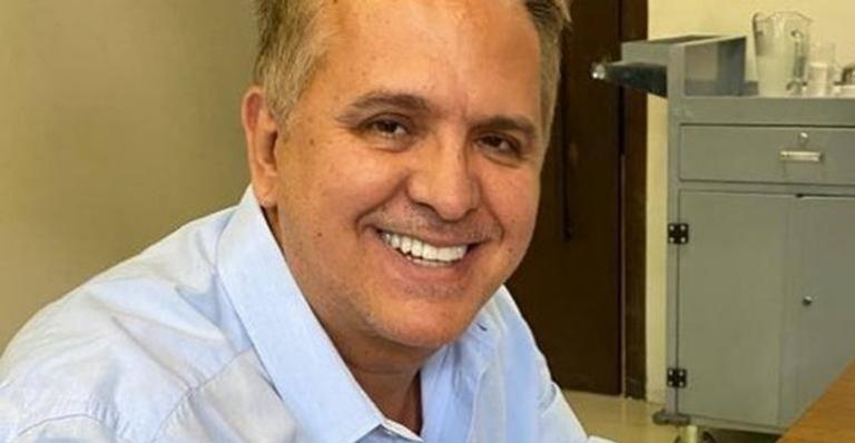 Internado com Covid-19, Orlando Morais apresenta melhoras, diz boletim médico