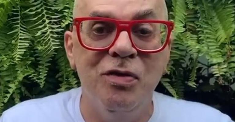 Walcyr Carrasco é vacinado contra Covid-19 e comemora: ”Chegou minha vez”