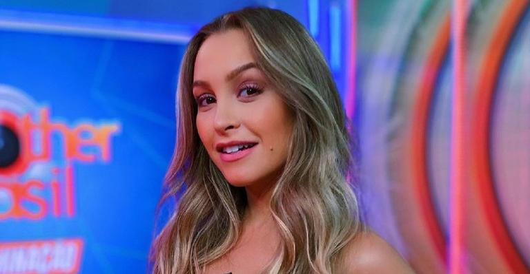 Carla Diaz surge deslumbrante usando look cor de rosa e conquista as redes