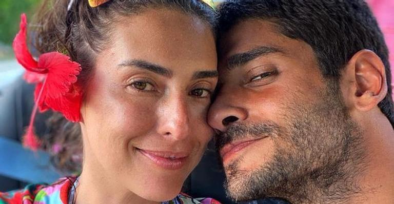 Fernanda Paes Leme surge coladinha com o namorado e Caio Castro comenta: ”Gosto desse casal”
