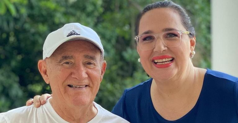 Ao som de Lulu Santos, Renato Aragão dança com a esposa: ”Sempre juntos”