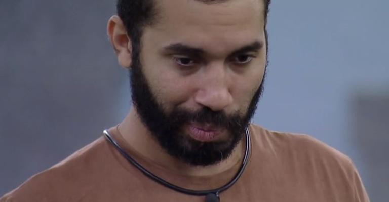 BBB21: Gilberto se desculpa com Juliette após jogo da discórdia: ”Cego de raiva”