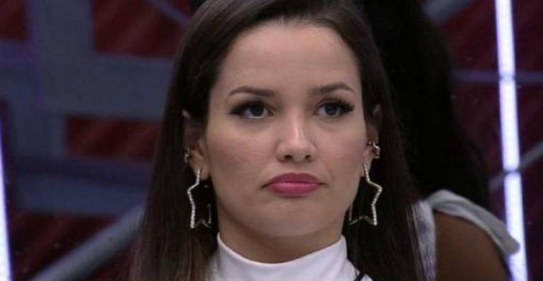 BBB21: Juliette conversa com Gilberto e lamenta paredão com Sarah: ”Éramos todos amigos”