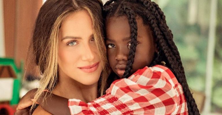 Giovanna Ewbank se declara para a filha, Titi: ”Orgulho da minha princesa gigante”