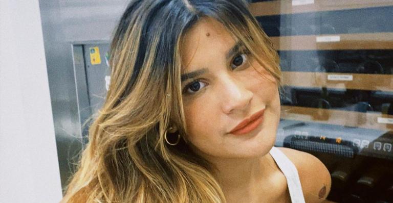 Giulia Costa recebe elogios ao surgir deslumbrante em suas redes sociais: ”Linda princesa”
