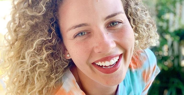 Grávida pela segunda vez, Debby Lagranha exibe linda barriguinha: ”15 semanas”