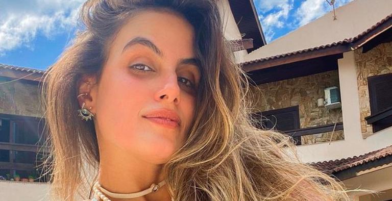 Ex-BBB Carol Peixinho celebra início de abril: ”Mês do meu anivesário!”