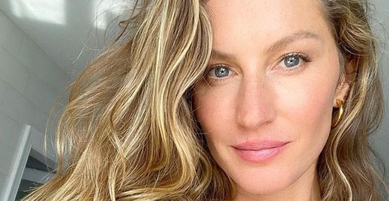 Gisele Bündchen encanta os seguidores ao surgir com gatinho no colo: ”Muita fofura”