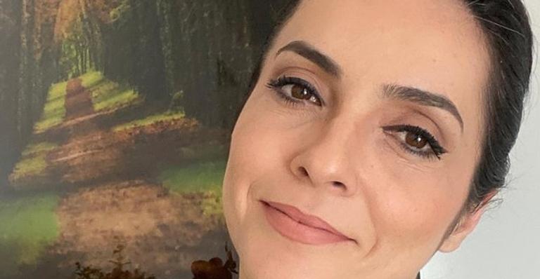 Grávida, Izabella Camargo completa sete meses e faz confissão: ”Um mix de alegria e ansiedade”